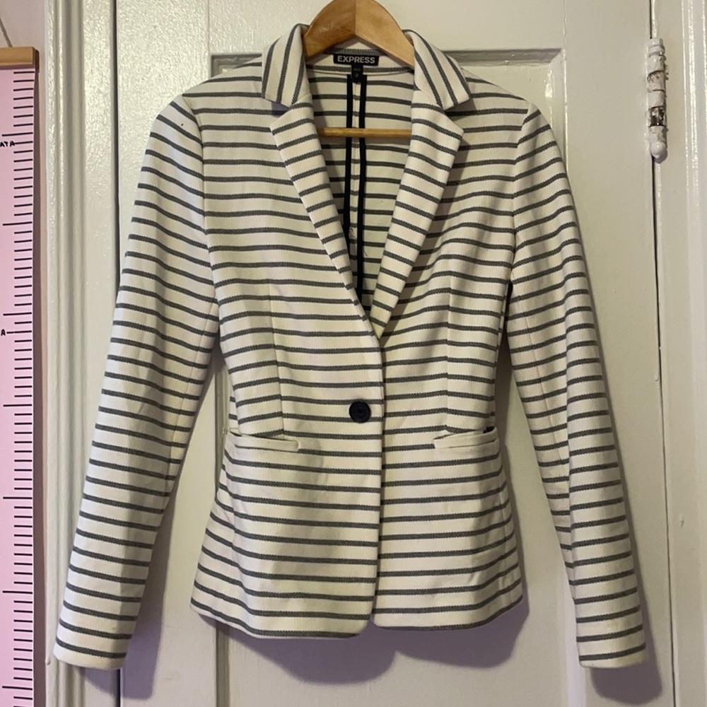 Express Jacket